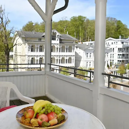 Ferienwohnung-10-in-sellin-auf-ruegen-villa-celia-6-pers-wlan-und-sauna-200-m-vom-strand-entfernt *